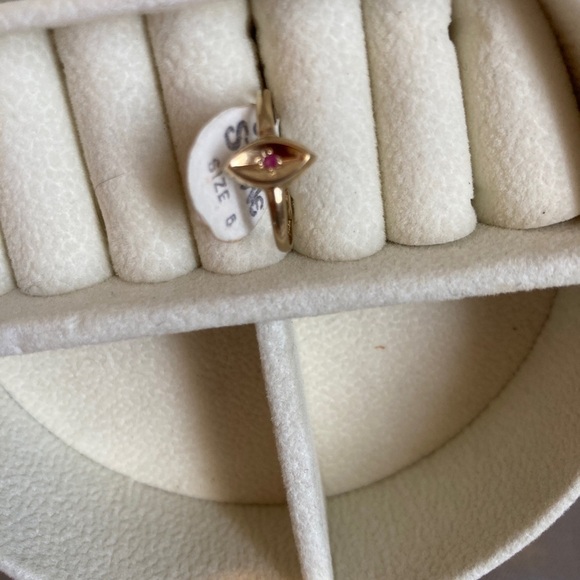 Set of 2 Gold Electroplate Rings with Genuine Gemstones Size 6 & 8 - Picture 11 of 11